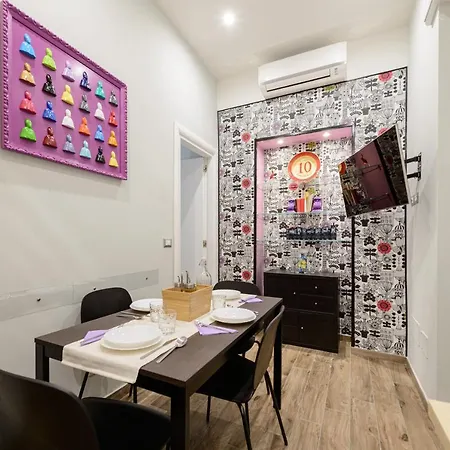 Διαμέρισμα Dimora San Gennaro 10 *